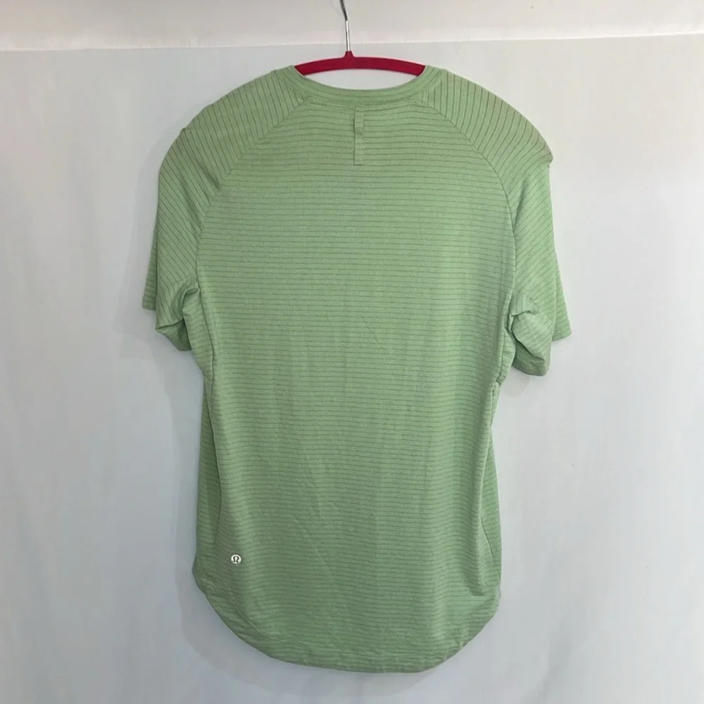 NWOT / Lululemon Metal Vent Tech Short-Sleeve Shirt - Picture 2 of 5